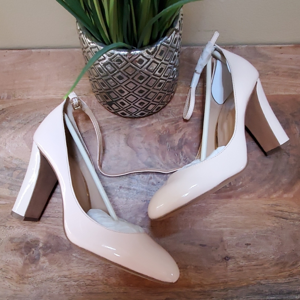 NEW! Banana Republic Pink Patent Leather Pumps 8.5